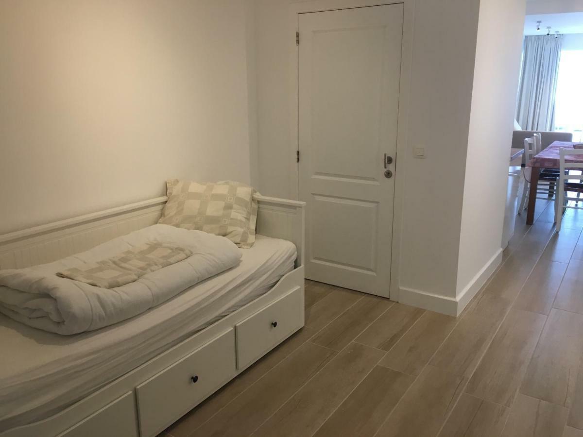 Apartment Seaside บลังเคนเบอร์เก ภายนอก รูปภาพ