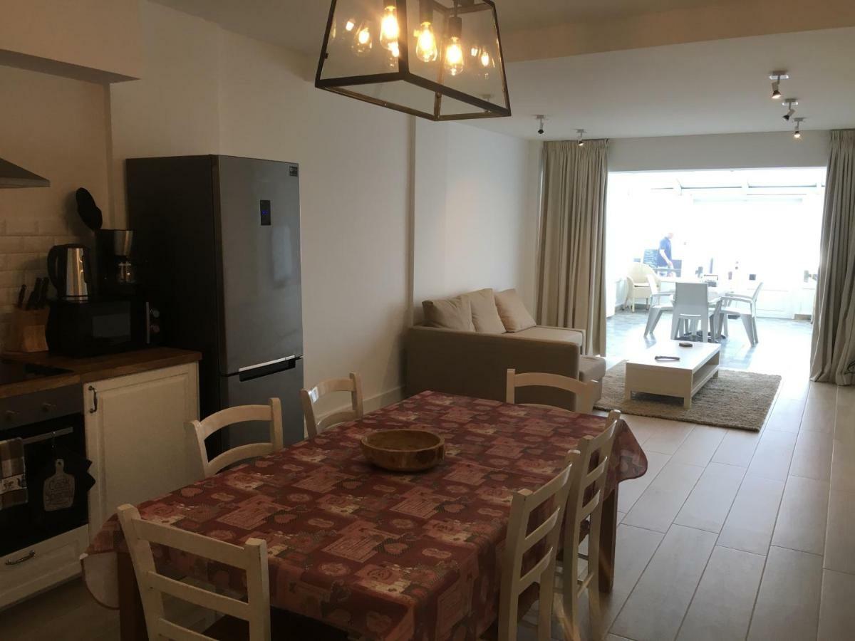 Apartment Seaside บลังเคนเบอร์เก ภายนอก รูปภาพ